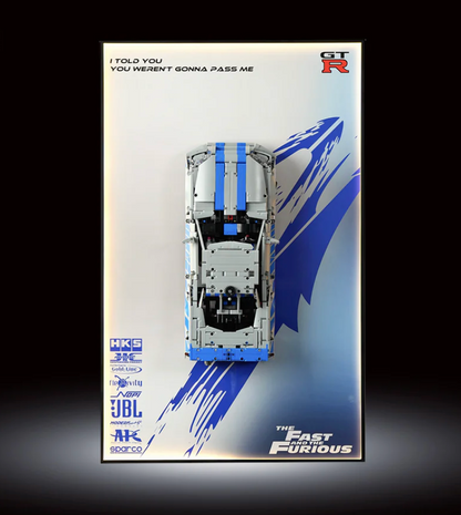 Display-Rahmen für Nissan Skyline GT-R (R34)